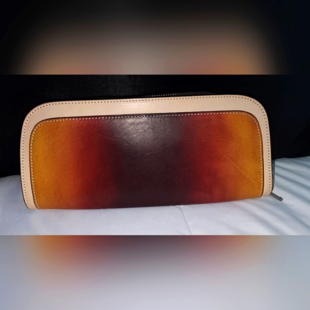 Gradient Leather Wallet - Picture 3 of 7
